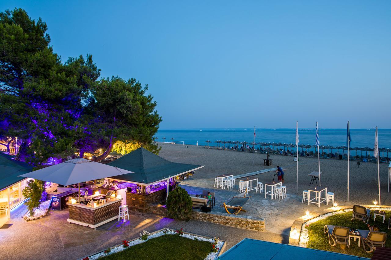 Coral Blue Beach Hotel เยราคินิ ภายนอก รูปภาพ